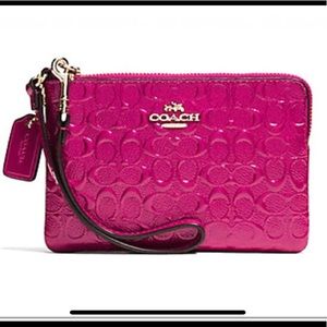Coach F64652 Wristlet Debossed Patent Leather